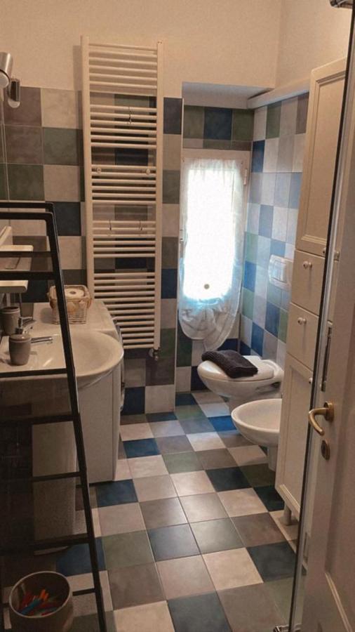 Casa Celeste, Bilocale Nel Pieno Centro Di アラッシオ エクステリア 写真